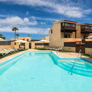 Villa Sunset 4 Bedroom 200m To Beach+fast Wifi, Corralejo